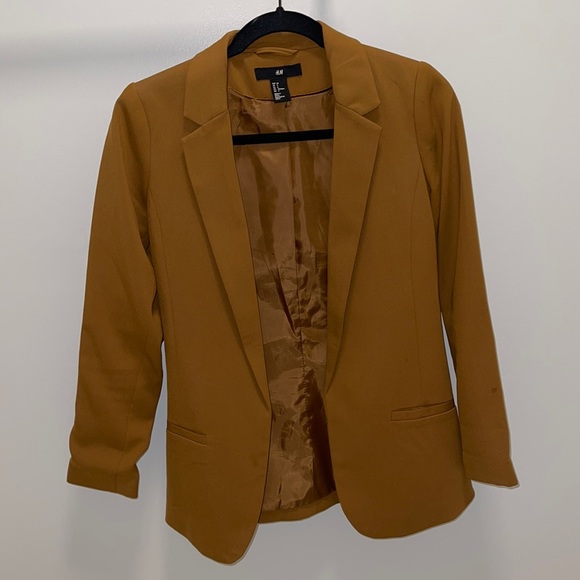 H&M Fitted Camel Blazer 4